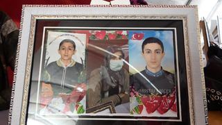 Evlat nöbeti tutan Ayşegül Biçer’in oğlu, PKK’dan kaçarak teslim oldu