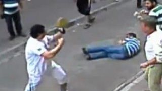 İrlandalı turist tüm esnafı dövdü İZLE