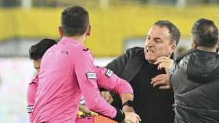 Faruk Koca, başkanlığı bıraktı! Halil Umut Meler'den özür diledi