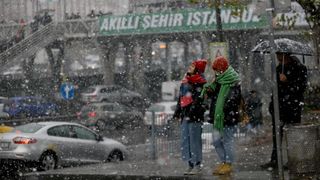İstanbul'a kar geliyor: AKOM tarih vererek uyardı