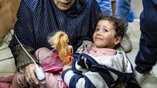 İsrail'in soykırımında 24 bini aşkın Filistinli hayatını kaybetti