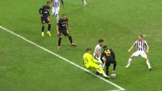 VAR uyardı! Galatasaray penaltılar kazandı