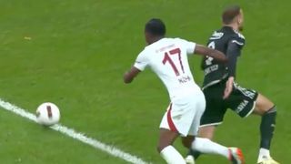 Beşiktaş ve Galatasaray'ın penaltı beklediği pozisyonlar