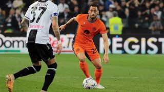 Hakan Çalhanoğlu'ndan Galatasaraylıları üzecek sözler: Avrupa'da kalmak istiyorum