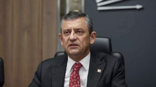 Özgür Özel, Türkiye'yi bu kez de Fransızlara şikayet etti