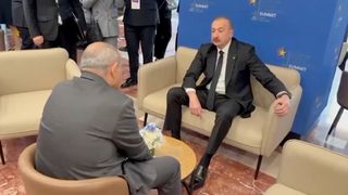 İlham Aliyev, Nikol Paşinyan ile bir araya geldi