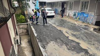 İstanbul'da yağış hayatı olumsuz etkiledi