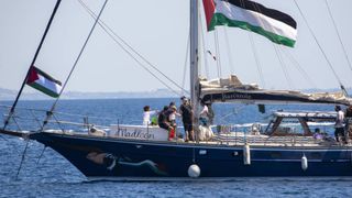 İsrail'den Madleen gemisine müdahale: Gemiye el konuldu