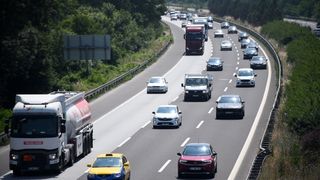 Bayram tatilinden dönüş trafiği yoğunluğu sürüyor