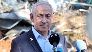 Netanyahu: Büyük liderimiz Trump'a şapkamızı çıkarmalıyız
