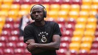 Napoli, Victor Osimhen'i kamp kadrosuna almadı