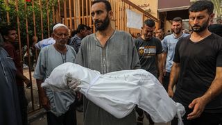 Gazze'de soykırım: 19 bin çocuk katledildi