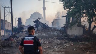 Çanakkale'deki orman yangınına ilişkin 4 kişi gözaltına alındı