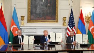 Azerbaycan-Ermenistan barışında merak edilenler: Zengezur Koridoru'na ne olacak?