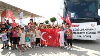 Adana'dan 691 Suriyeli daha ülkesine döndü