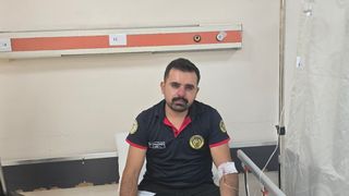 Şırnak'ta yangına giden itfaiye aracı kaza yaptı, yaralı halde müdahale sürdü