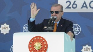 Cumhurbaşkanı Erdoğan'dan YPG'ye uyarı: Kılıç kınından çıkarsa kelama gerek kalmaz