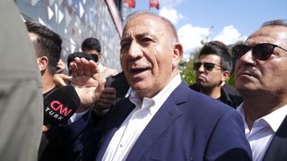 Gürsel Tekin CHP İstanbul İl Başkanlığı'nda