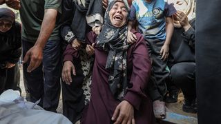 Gazze'de can kaybı 65 bin 141'e çıktı