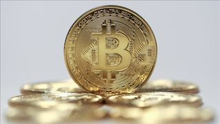 Bitcoin'den yeni rekor! 125 bin doları aştı