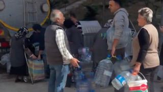 Ankara'da bitmek bilmeyen su kuyrukları