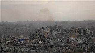 İsrail savaş uçakları Refah'ı vurdu