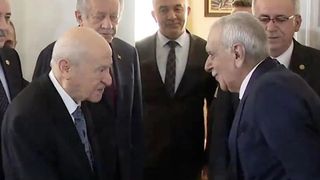 Bahçeli'den Ahmet Türk'e tebrik telefonu
