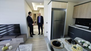 Yüzyılın Konut Projesi'ni tanıtan Cumhurbaşkanı Erdoğan örnek daireyi inceledi