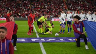 A Milli Kadın Futbol Takımı'nın Kosova maçı öncesi hakem baygınlık geçirdi