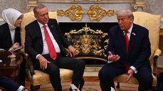 Trump: Erdoğan istedi, Suriye'ye yaptırımları kaldırdım