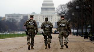 Beyaz Saray yakınlarında silah sesleri: 2 Ulusal Muhafız askeri vuruldu