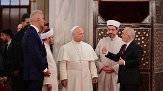 Vatikan Devlet Başkanı 14'üncü Leo, Sultanahmet Camii'ni ziyaret etti