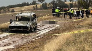 Isparta'da dehşet veren olay: Yanmış aracın yanında başsız erkek cesedi bulundu