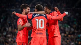 8 gollü maç! Barcelona, Real Betis'i devirdi