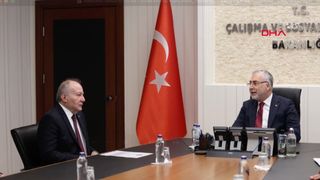 TÜRK-İŞ, asgari ücret taleplerini Çalışma Bakanlığı'na sundu