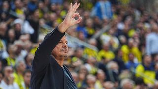 Ergin Ataman’dan Fenerbahçe tribünlerine tepki