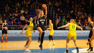 Beşiktaş, Sopron Basket'e kaybetti