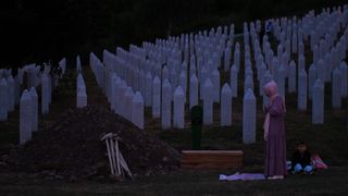 Dinmeyen yas: Srebrenitsa soykırımının 30. yılı