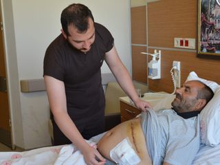 Bitlis'te hastanın böbreğinden 23 santimlik kist çıkarıldı
