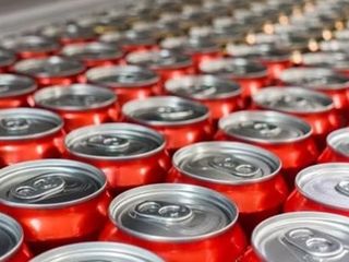 Türkiye’de de satılan o içecekler uyarı yapıldı! Binlerce kutu içecek raflardan kalkıyor