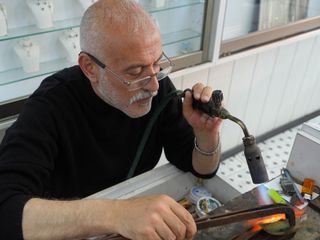Bayburt’un tek gümüş ustası mesleğini 35 senedir ayakta tutuyor