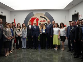 Mehmet Şimşek, VİMER'i ziyaret ederek ikincilik ödülünü kutladı