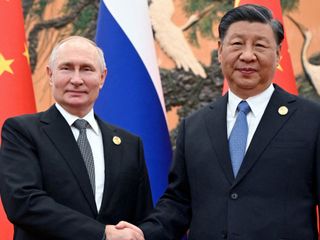 Vladimir Putin ve Şi Cinping telefonda görüştü: İsrail'e sert tepki