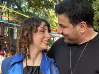 Davut Güloğlu kızının mezuniyet töreninde sahne aldı! Şeyma Su yorum yağmuruna tutuldu