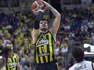 Fenerbahçe, Beşiktaş karşısında galip: Seride durum 2-0