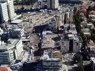 İsrail'de İran'ın saldırdığı Hayfa yıkıldı