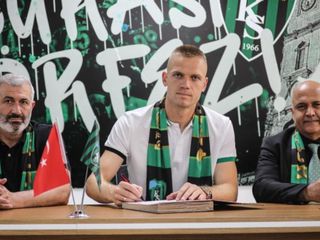 Kocaelispor, Jovanovic’i renklerine bağladı