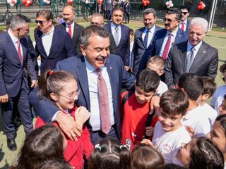 İstanbul'da 2 milyon 859 bin 468 öğrenci karne aldı