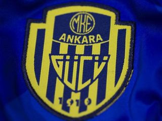 Ankaragücü'nden öğrencilere karne hediyesi