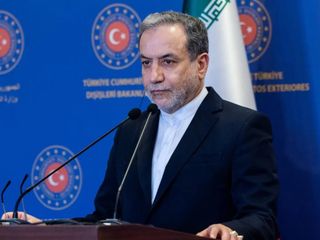 Abbas Arakçi: Bu saldırılar açıkça savaş suçudur